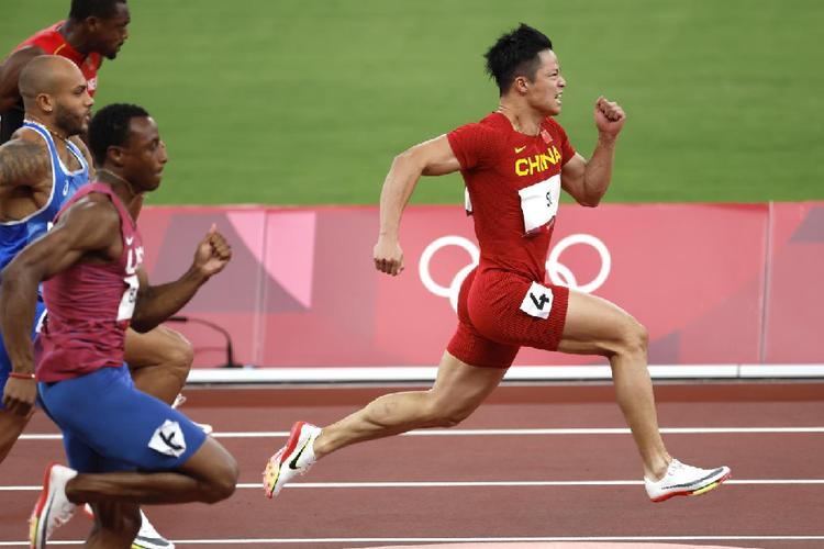 东京奥运会田径比赛中的中国选手表现